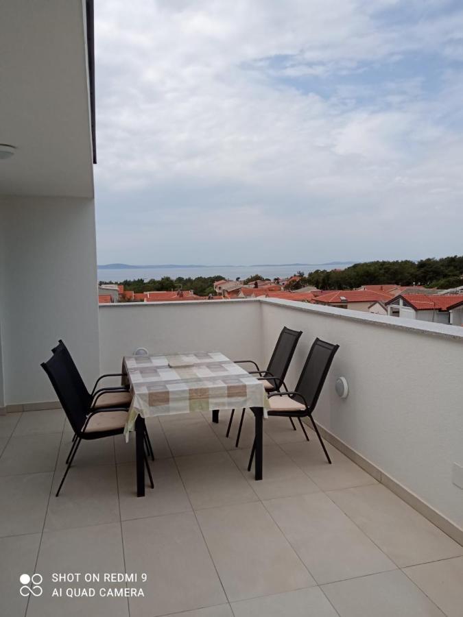 Apartman Franc S Vir Bagian luar foto